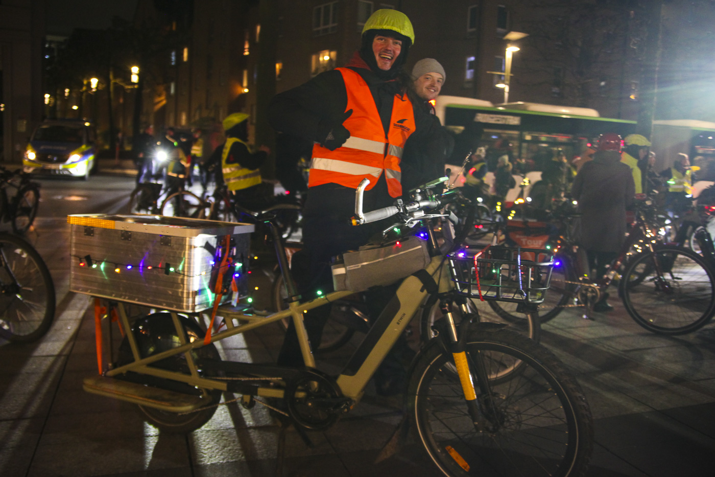 70 Radler:innen beleuchten Innenstadtring – Ring-Radweg muss kommen